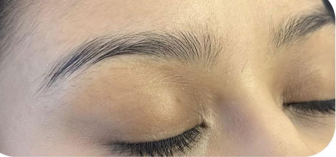 Both eyebrows threading before