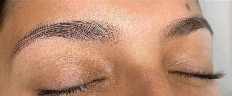 Both eyebrows threading before